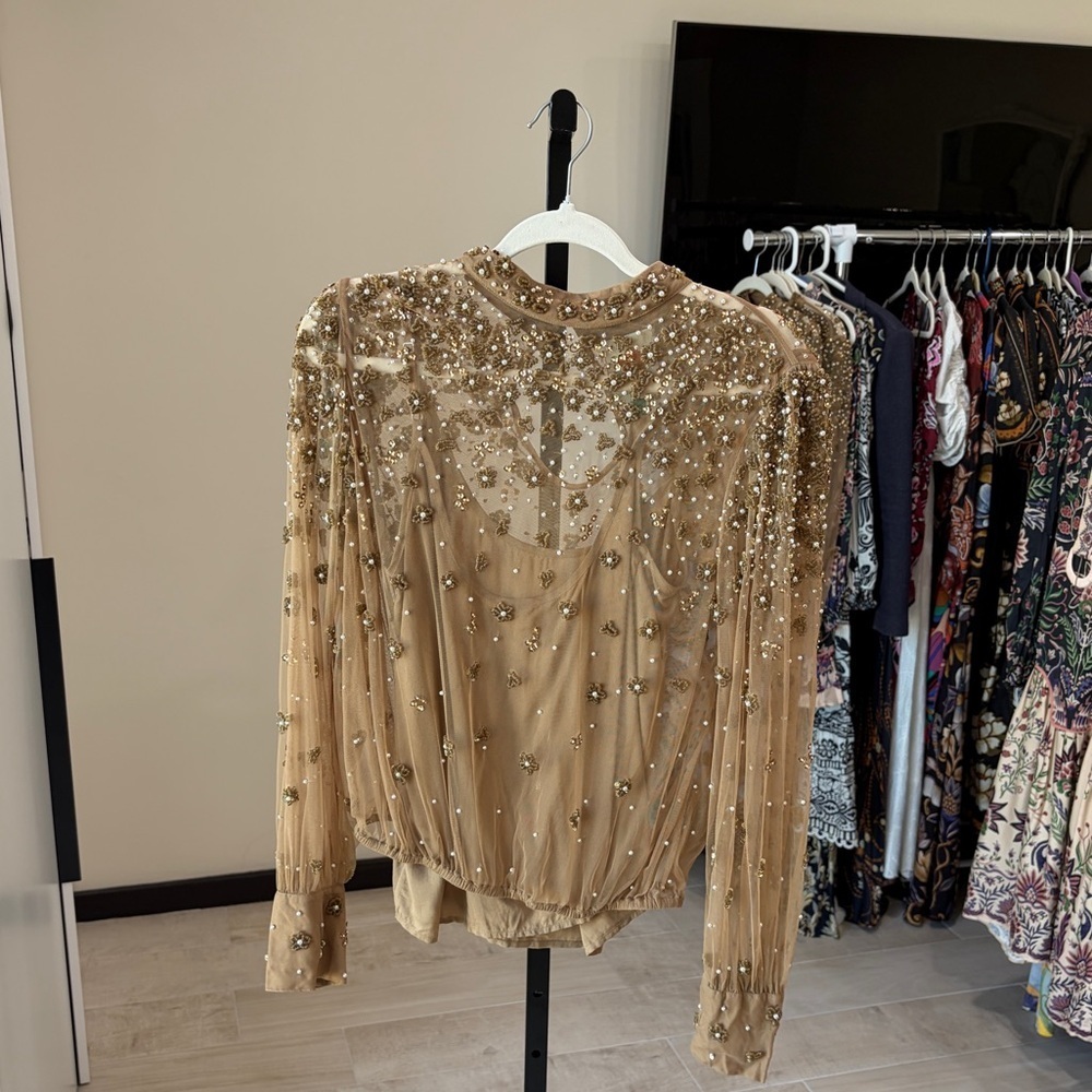 FARM Rio Embroidered Tulle Lined Blouse / Shirt - Picture 5 of 13